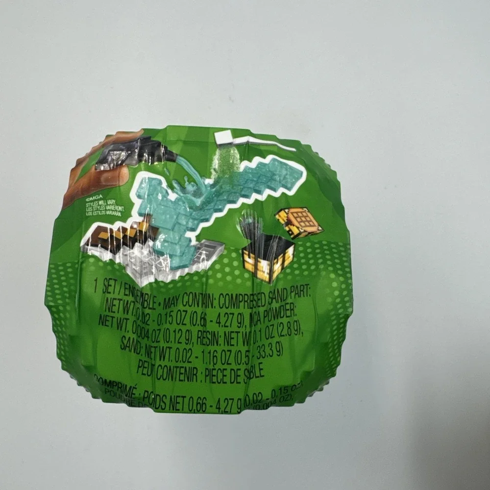 MGA's Miniverse Make It Mini Mystery Collectable‎ Series 1 Minecraft Capsule New